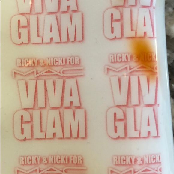 MAC Cosmetics VG Wallet - Picture 4 of 6